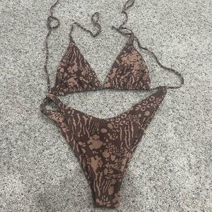 Skatie bikini set/ size large